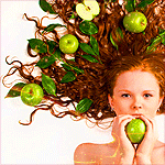 Аватар, аватар, аватар.... - 99px_ru_avatar_147282_devushka_s_zelenimi_jablokami_v_rijih_volosah_derjit.gif