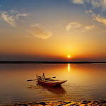 Аватар, аватар, аватар.... - 99px_ru_avatar_151371_mujchina_otplivaushij_na_derevjannoj_lodke_ot_kamenistogo_morskogo.jpg