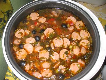Первые блюда не постное  - Солянка в мульте.JPG