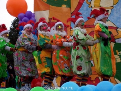 БАЛ-МАСКАРАД  - grannies04.jpg