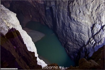 Самые интересные места на Земле - d8-caves-07.jpg
