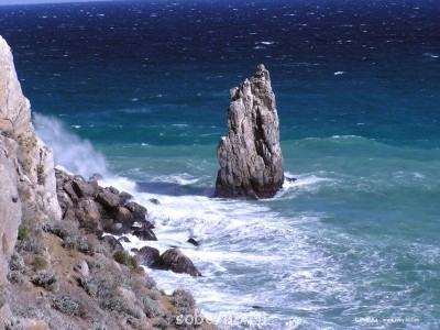 Включаю компьютер и... - Skala_Parus_Ay_Todor.jpg