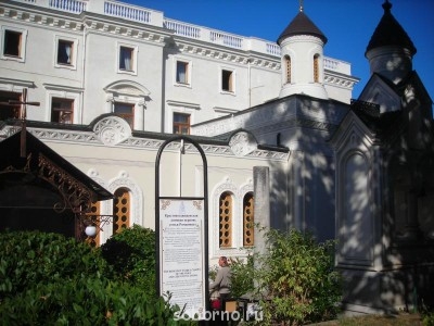 Крестовоздвиженская церковь