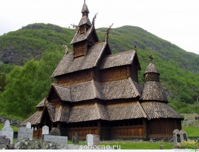 Кто первый - 2hy.jpg