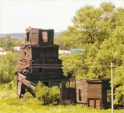 Деревянная церковь Покрова в Рязанской области - cerkov2010_4sobory.jpg