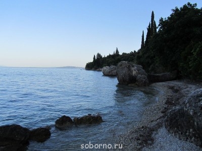 Корфу, Бари и материковая Греция. Записки упрямого ослика - пляж.jpg