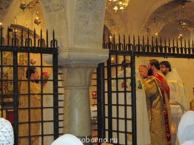 Корфу, Бари и материковая Греция. Записки упрямого ослика - бари Литургия.jpg