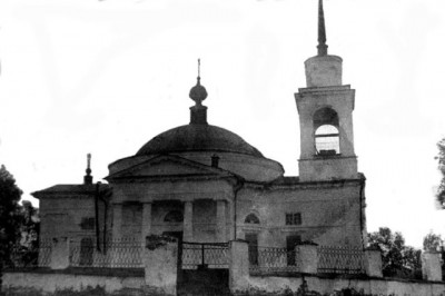 Храм-памятник Святителя Николая в с.Кленовском - до 1917 года.jpg