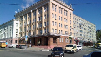 Перекрёсток улиц Зегеля и Ленина