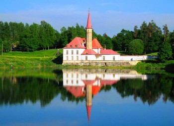 Угадай, где это место - prioratskiy-dvorec-v-gatchine.jpg