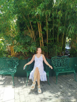 В тропическом саду в центре Москвы