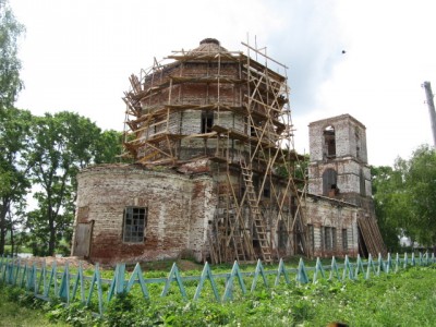 Восстановление Храма Казанской иконы Б.М. в с.Скомово - Храм 002.jpg